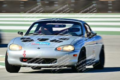 media/Dec-13-2025-Extreme Speed (Sat) [[d129ecb0b9]]/Beginner/Session 1 (Turn 2)/